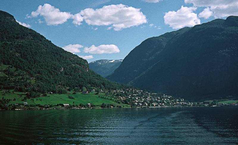 August 6, 1997 - In and around Flam, Norway.<br />A fjords tour to Gudvangen and back.<br />Leaving Aurland in our wake.