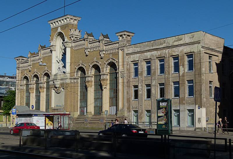 Former VEF (Valsts Elektrotehniska Fabrika, State Electrotechnical Factory) building.<br />My parents and Uncle Otto worked there a long time ago.<br />June 4, 2011 - Riga, Latvia.