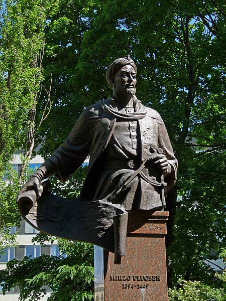 Monument to Mirzo Ulugbek, 2004 gift to Riga from Uzbekistan.<br />June 5, 2011 - Riga, Latvia.