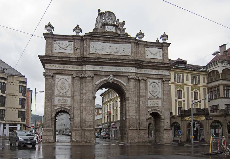 Triumphpforte (Triumphal Arch).<br />July 24, 2011 - Innsbruck, Austria.