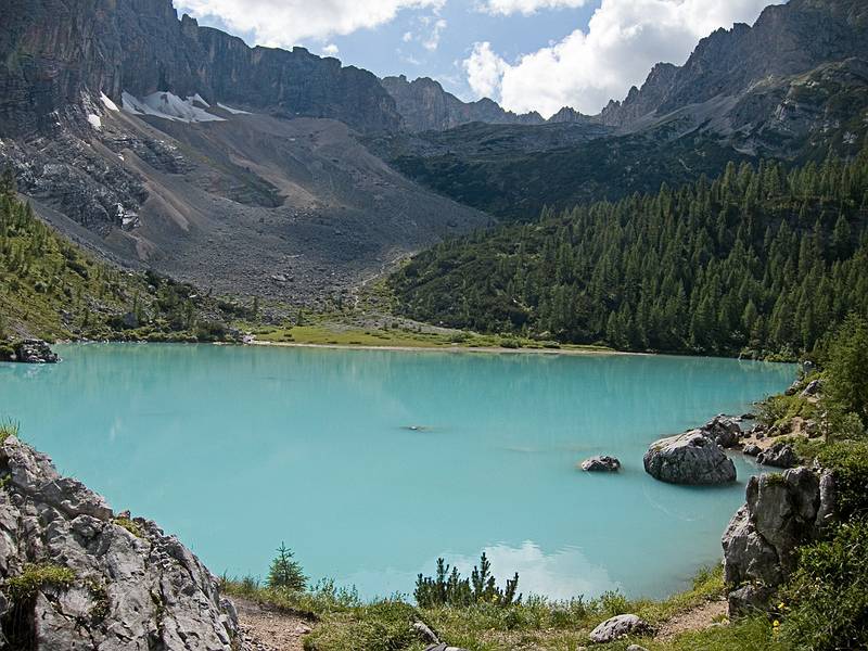 Lake Sorapiss.<br />Hike from cable car terminal at Rifugio Faloria to Rifugio Vandelli near Lake Sorapiss.<br />July 29, 2011 - East of Cortina d' Ampezzo, Italy.